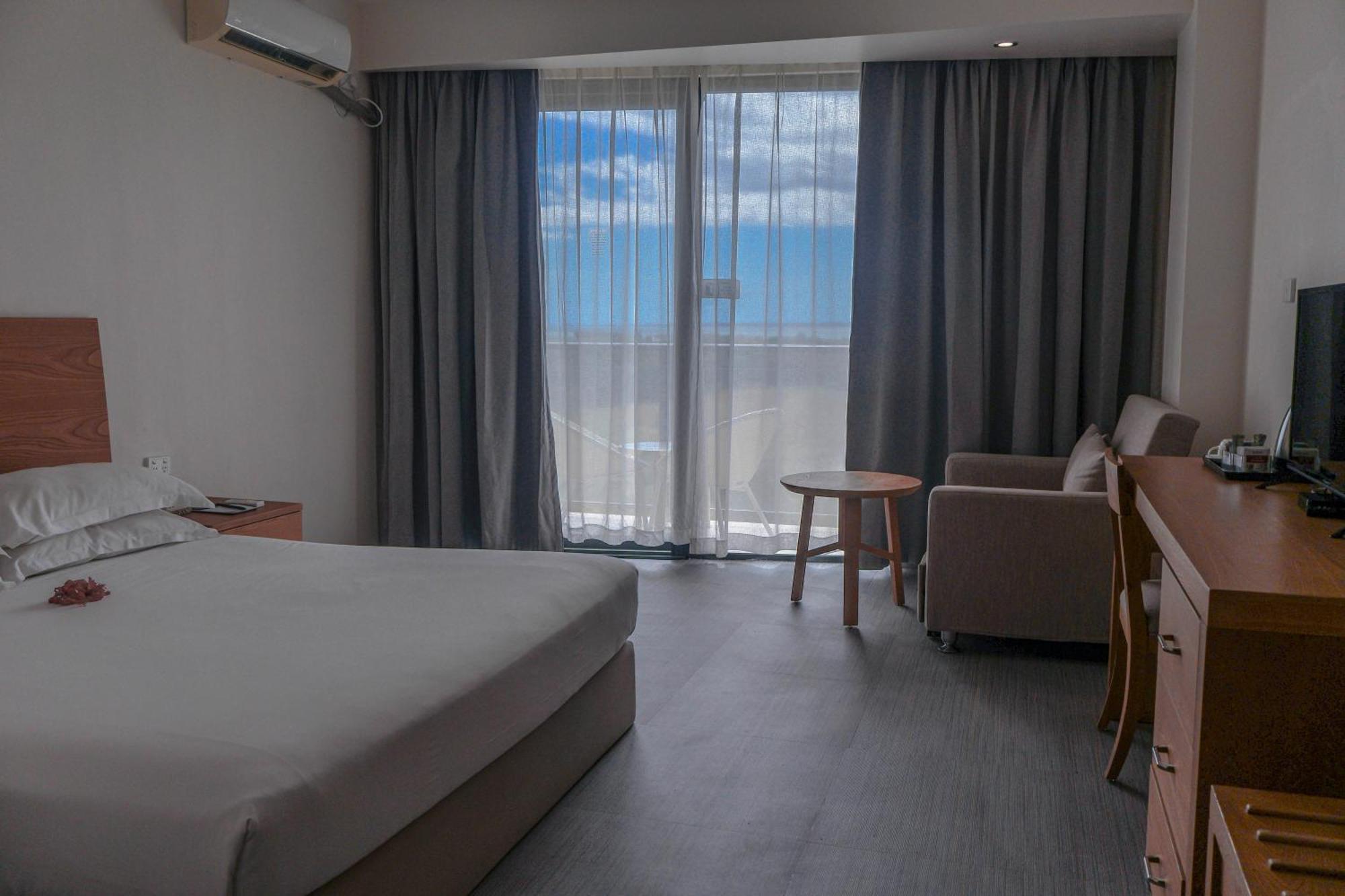 Nalagi Hotel Нади Екстериор снимка