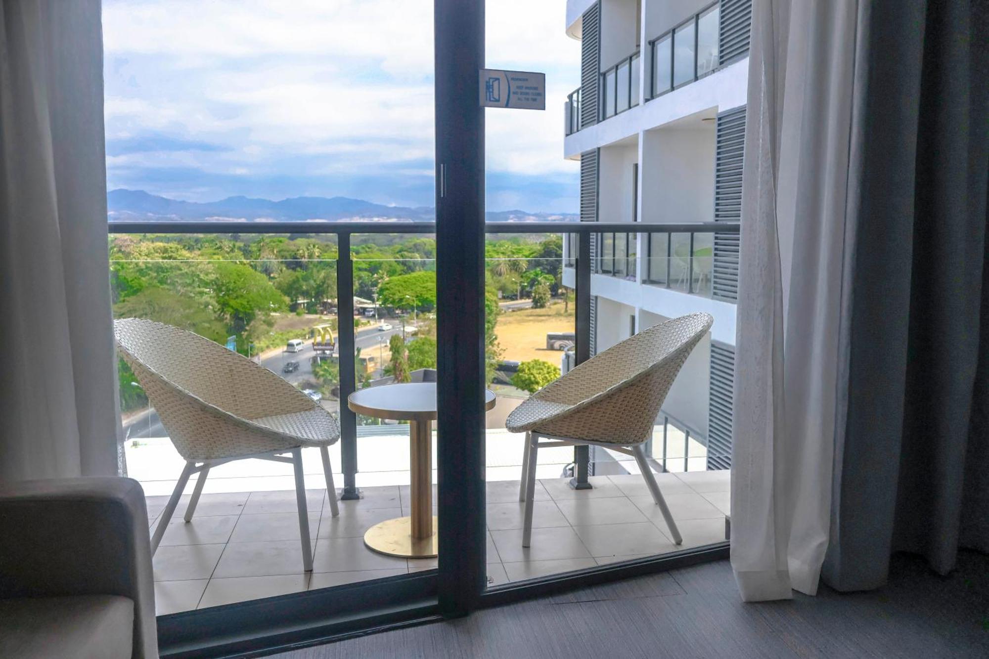 Nalagi Hotel Нади Екстериор снимка